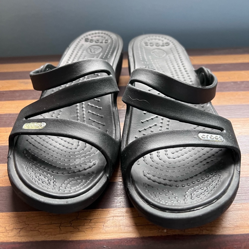 Black croc wedge sandals